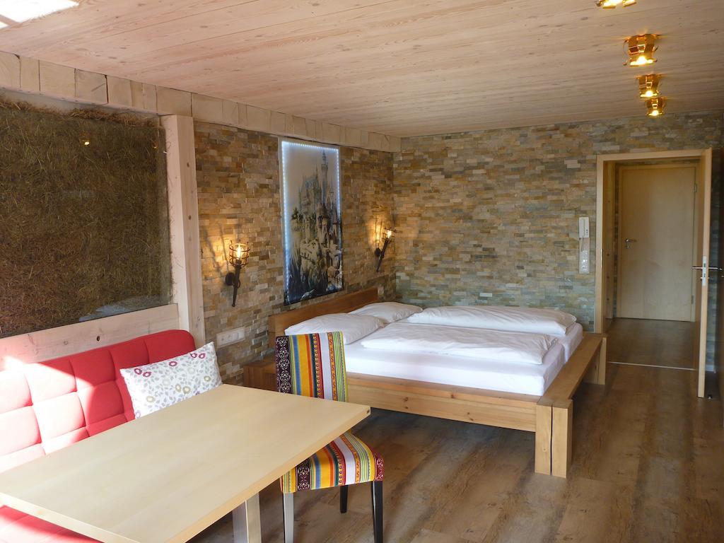 Gaestehaus Guggomos "Das Allgaeustyle" Füssen Extérieur photo