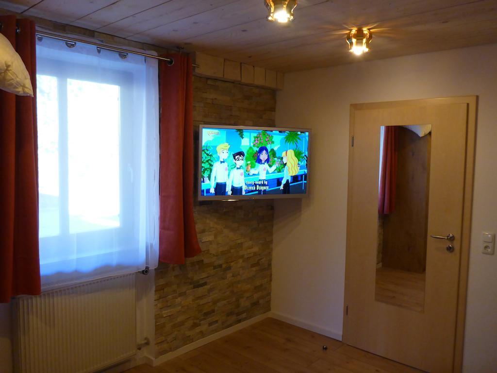 Gaestehaus Guggomos "Das Allgaeustyle" Füssen Chambre photo