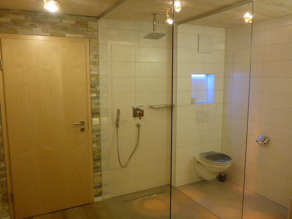 Gaestehaus Guggomos "Das Allgaeustyle" Füssen Extérieur photo